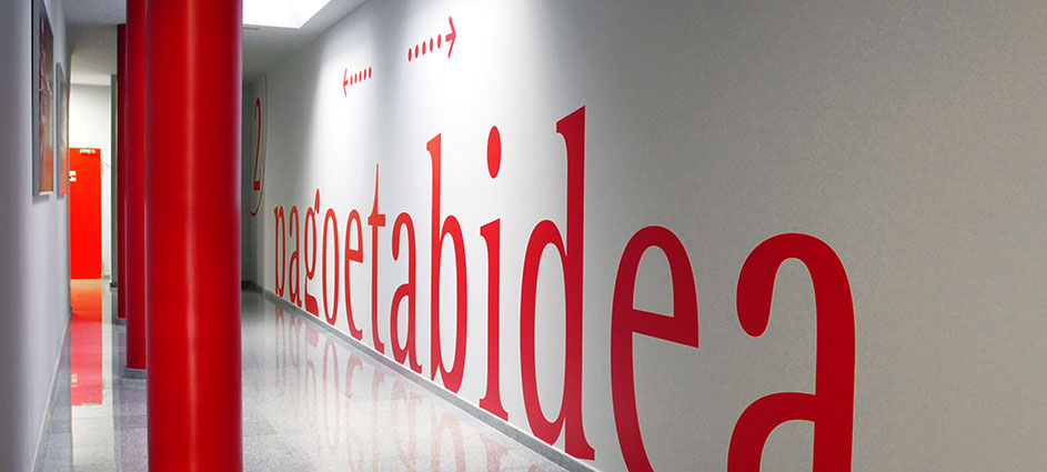 Proyecto de diseño gráfico ambiental - Edificio Pagoetabidea