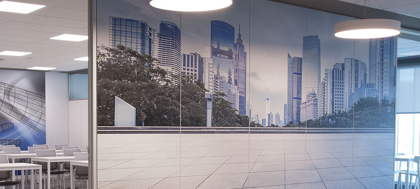 Proyecto de diseño gráfico ambiental - Oficinas CT Solutions