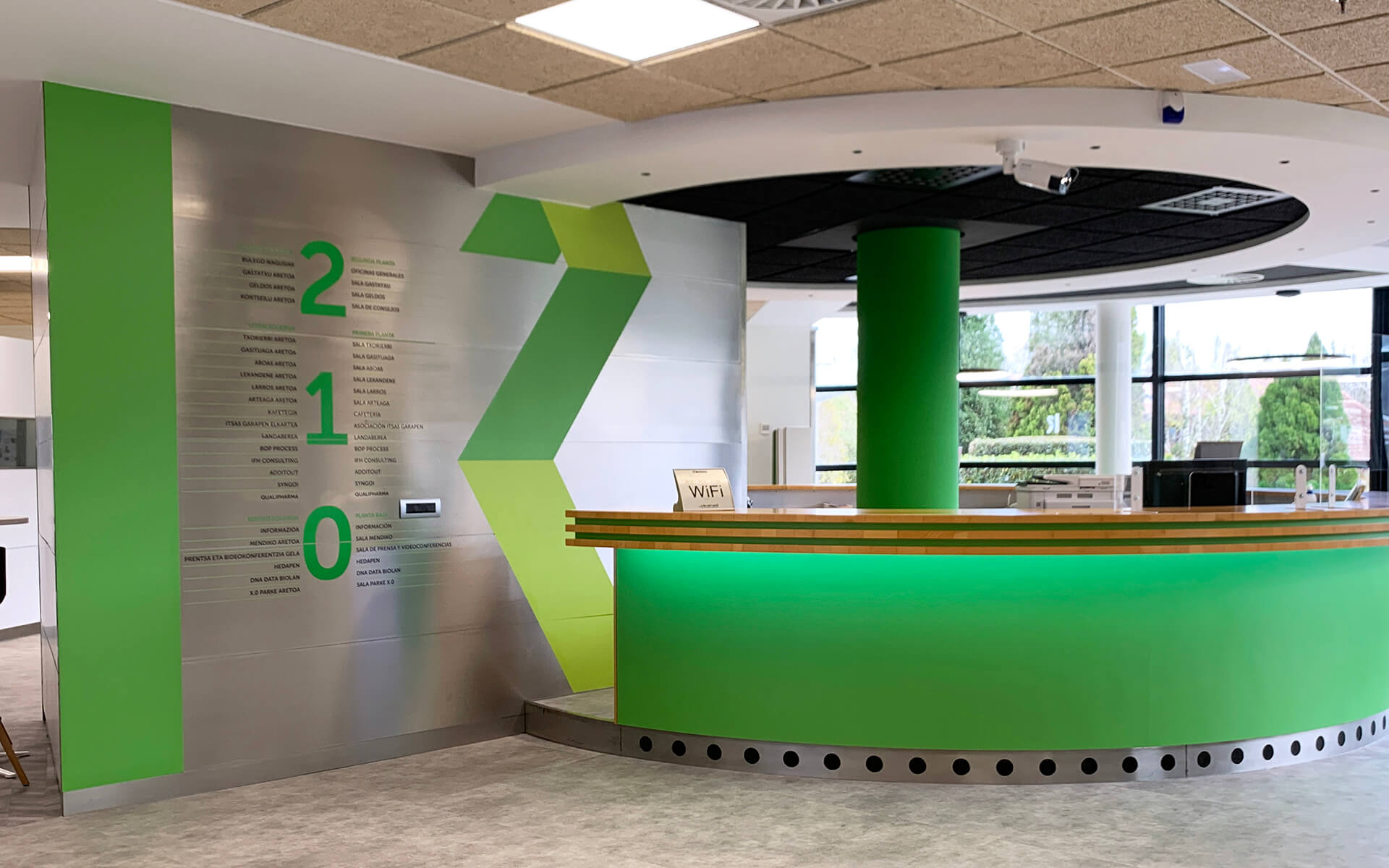 PARKE Euskadiko Parke Teknologikoak - Proyecto de señalética y decoración gráfica.