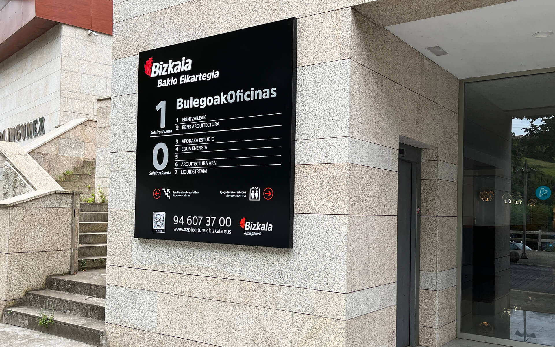 BIZKAIA AZPIEGITURAK - Proyecto de señalética para Elkartegis, Residencias y Centros de día.