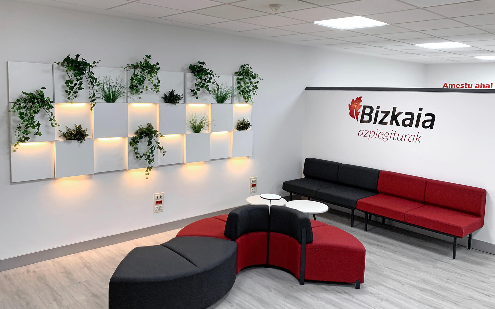 BIZKAIA AZPIEGITURAK - Proyecto de señalética para Elkartegis, Residencias y Centros de día.