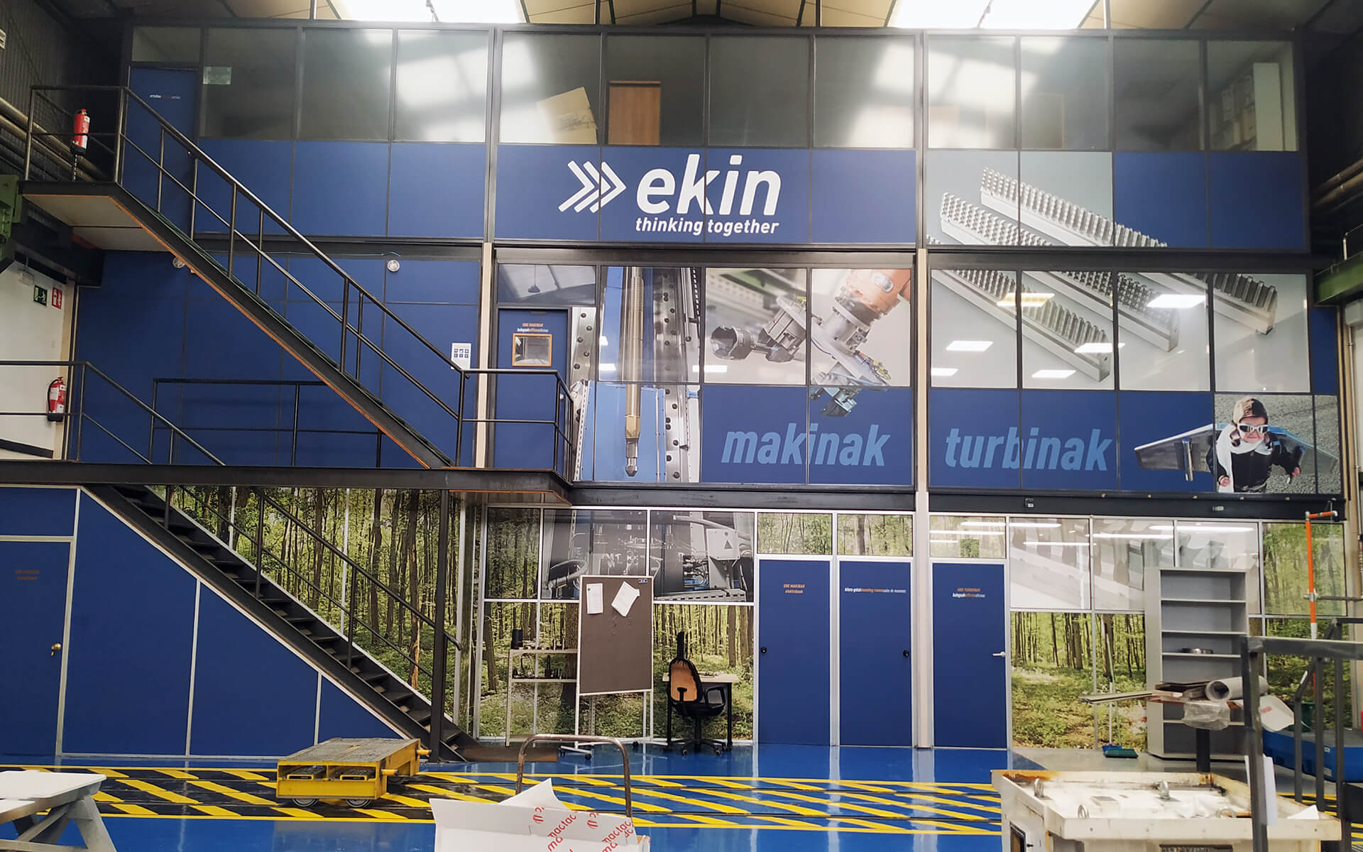 Proyecto de diseño gráfico ambiental - EKIN Fabricación de maquinaria y herramienta industrial