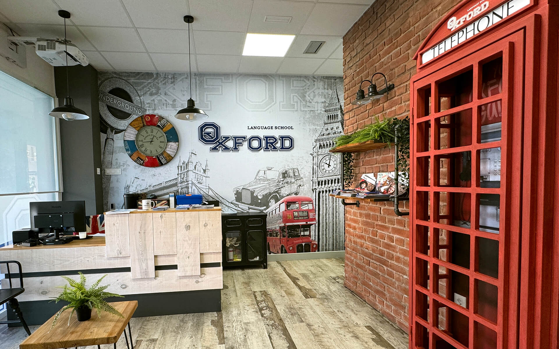 Proyecto de diseño gráfico ambiental - OXFORD LANGUAGE SCHOOL Academia de inglés para niños y adultos